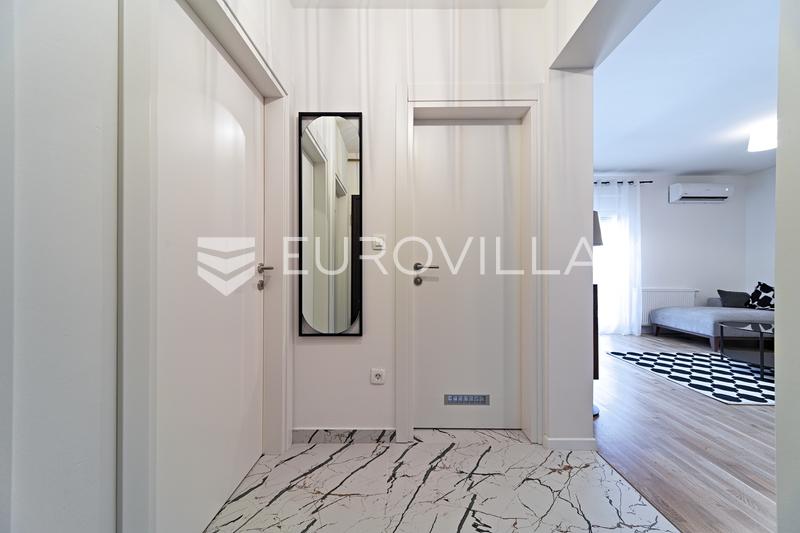 Osijek, Centro de la ciudad, primer alquiler de un apartamento de un dormitorio con una plaza de aparcamiento, 46 m² - 3