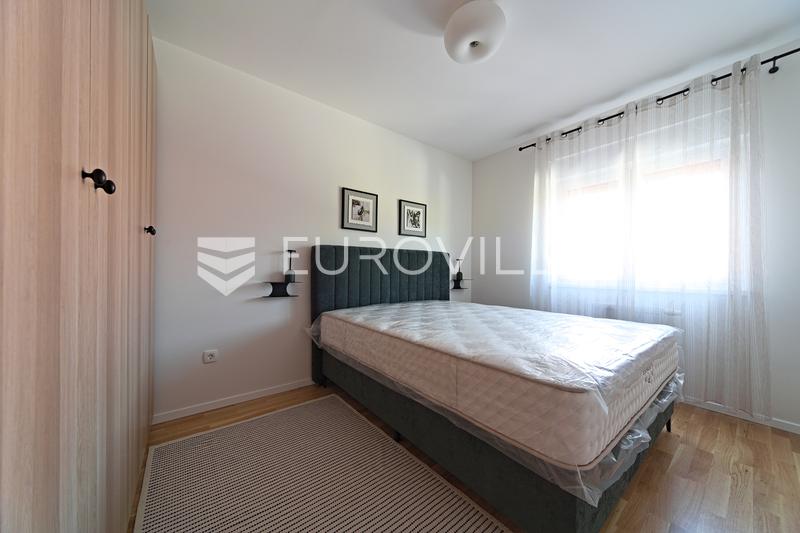 Osijek, Centro de la ciudad, primer alquiler de un apartamento de un dormitorio con una plaza de aparcamiento, 46 m² - 5