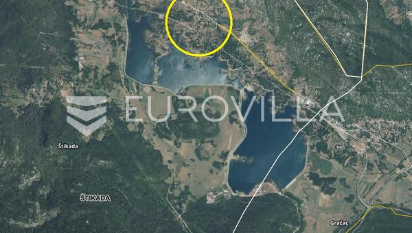 Štikada - an authentic estate in the Velebit Nature Park, 450 m from the lake