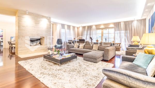 Zagreb, Sestine moradia de luxo 780 m² em terreno de 1.550 m²