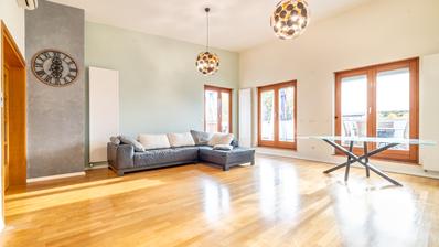 Zagreb, Maksimir, Požarinje, odličan četverosoban penthouse s jacuzzy, saunom i garažom