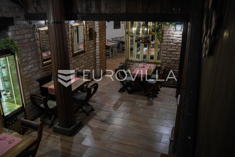 Vinkovci, Centrum, Dom mieszkalno-usługowy, 369 m² - 15