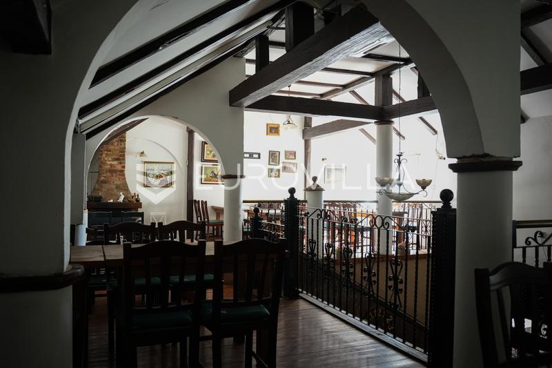 Vinkovci, Centrum, Dom mieszkalno-usługowy, 369 m² - 16