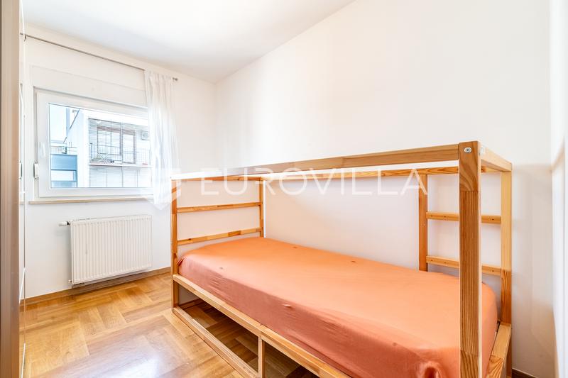Zágráb, Vrbani, tágas négyszobás lakás, 100 m², parkolóhely, erkély és terasz. - 11