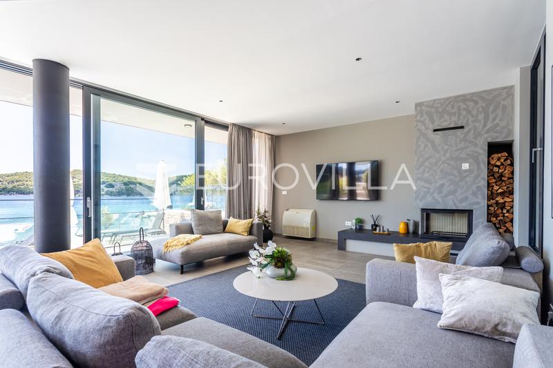 Tisno, modern villa with a swimming pool, first row to the sea - 17