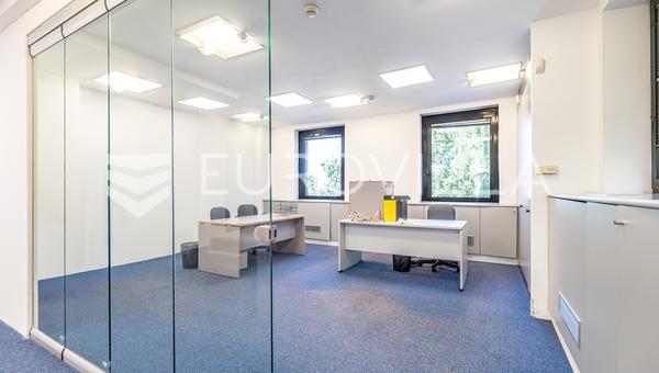 Zagreb, Radnička, poslovna zona, uredski prostor 68 m²
