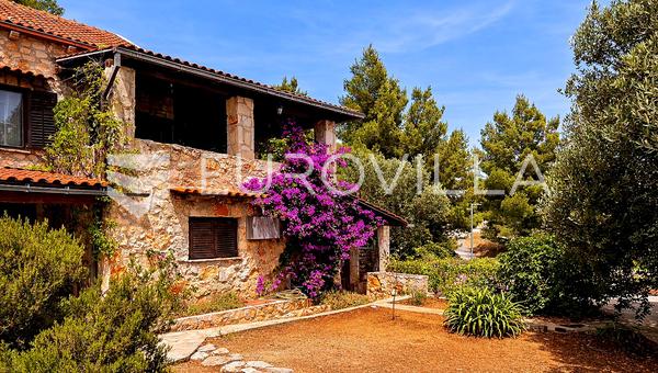 Insel Hvar - wunderschönes Steinhaus in ruhiger Lage