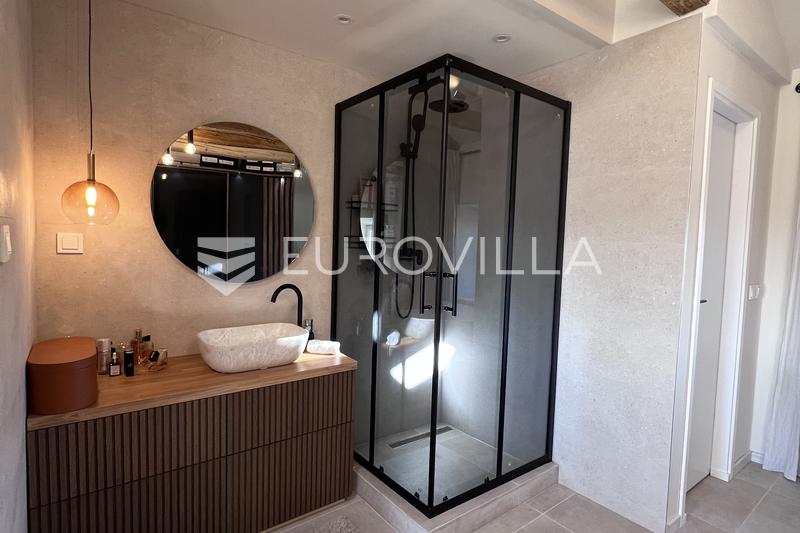 Istra, Kanfanar, potpuno renovirane dvije kamene kuće, useljive odmah, 130 m² - 27