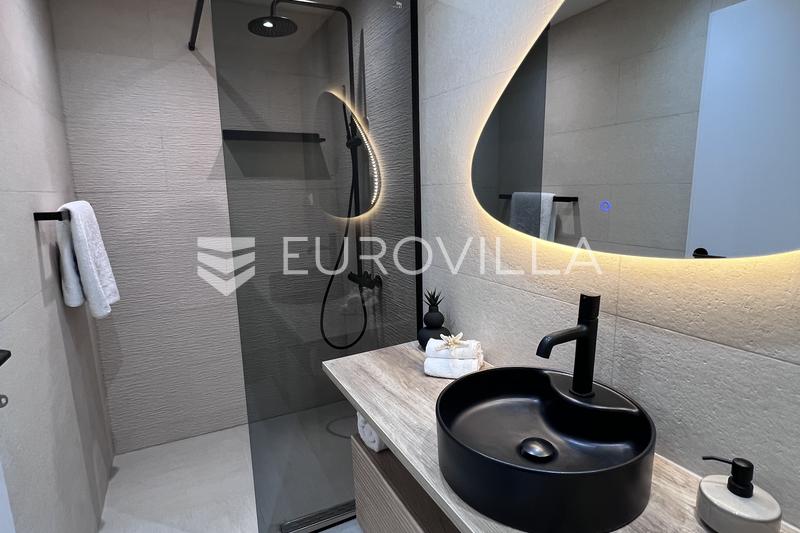 Istra, Kanfanar, potpuno renovirane dvije kamene kuće, useljive odmah, 130 m² - 21