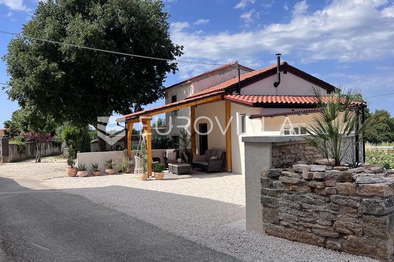 Istra, Kanfanar, potpuno renovirane dvije kamene kuće, useljive odmah, 130 m² - 33
