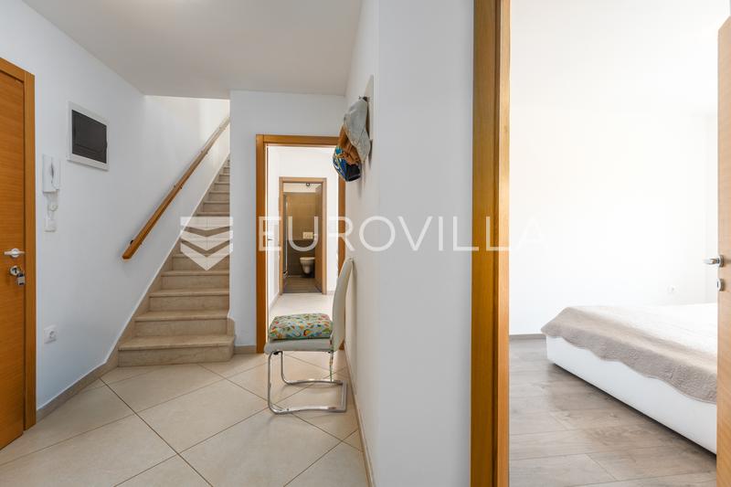 Ližnjan, luxurious duplex apartment with gallery, terraces and sea view - 19