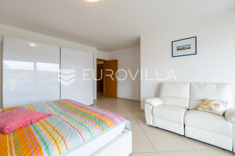 Ližnjan, luxurious duplex apartment with gallery, terraces and sea view - 30