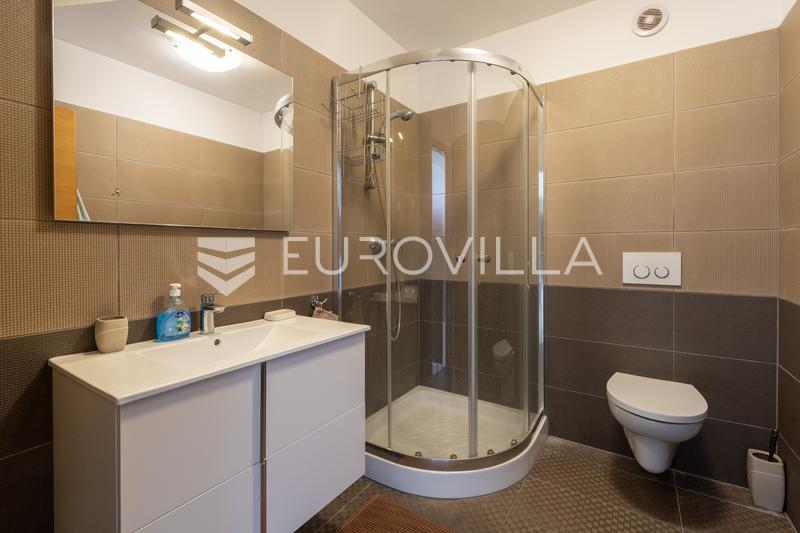 Ližnjan, luxurious duplex apartment with gallery, terraces and sea view - 28