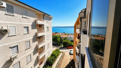 Crikvenica, möblierte Ein-Zimmer-Wohnung mit Galerie