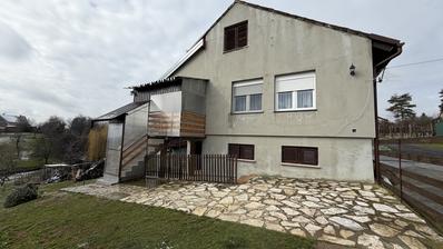 Mandićevac, prostrana kuća 90 m² na zemljištu od 1608 m²