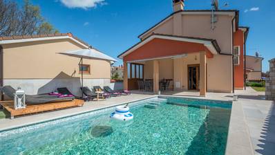 Istria, Marčana, rekreačný dom 160 m² s vyhrievaným bazénom