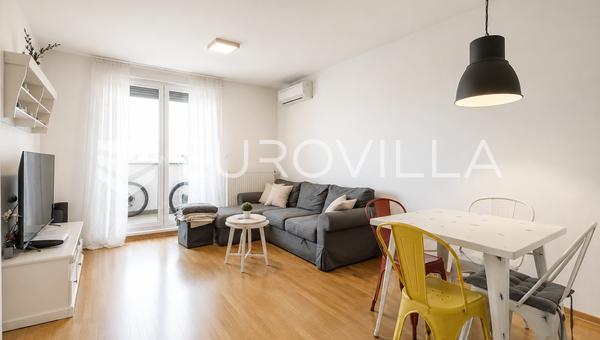 Zagreb, Trešnjevka, Vitezevićeva, tek yatak odalı daire 57 m², garaj park yeri
