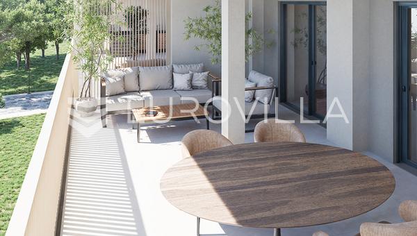 Istria, Umag, luksusowy apartament na pierwszym piętrze z przestronnym tarasem, S101