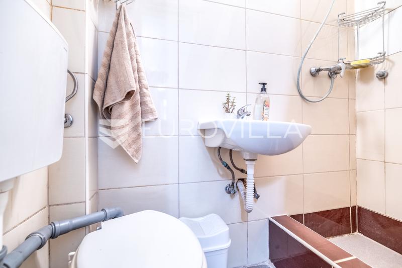 Zagreb, Crnomerec spårvagnsterminal, Ilica, studio, 15 m² - 3