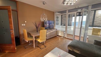 Rijeka, Skurinje, kiralık daire, 75 m², 2 yatak odası ve oturma odası, teras, garaj