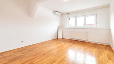 Zagreb, Donji Grad, smukt kontorlokale på 80 m²