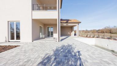 Istria, Žminj, dom z basenem i widokiem na winnicę w prywatnym kompleksie, nowa konstrukcja