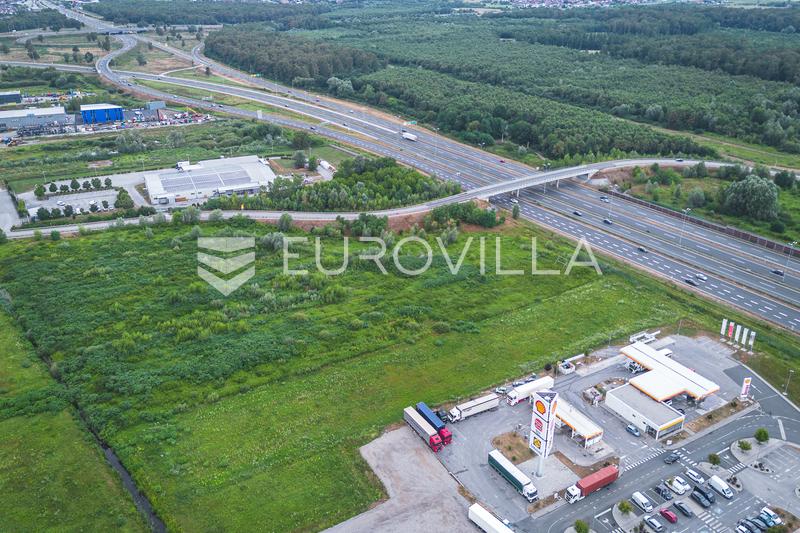 Sesvetski Kraljevec, atraktivno investicijsko zemljište 23.122 m², gospodarska zona - 11