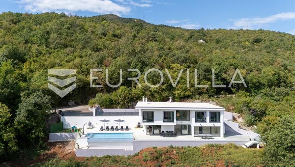 Opatija okolica, Mihotići, luksuzna vila 342 m² s infinity bazenom i wellnessom