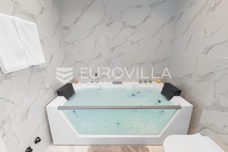 Opatija okolica, Mihotići, luksuzna vila 342 m² s infinity bazenom i wellnessom - 31
