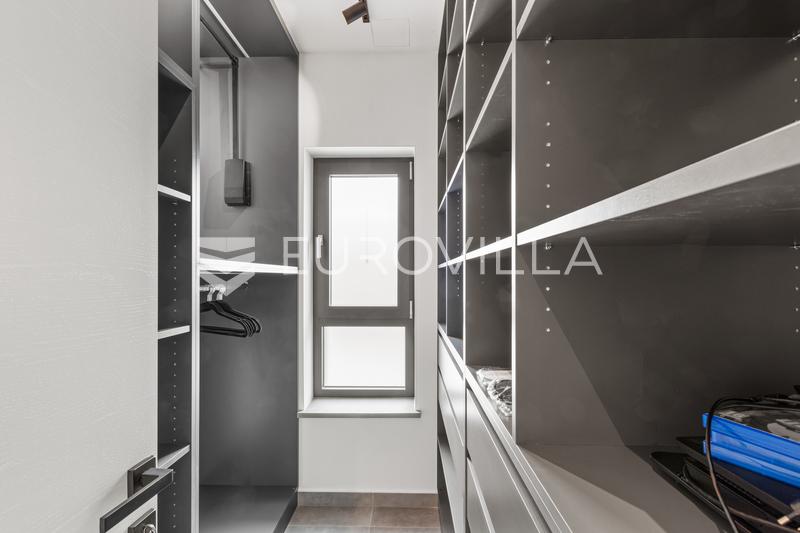 Opatija okolica, Mihotići, luksuzna vila 342 m² s infinity bazenom i wellnessom - 29