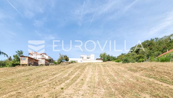 Dubrava, Oporovec, Zavalici gade - grund 765 m² til hus eller lille bygning