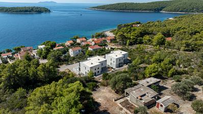 Isla de Korčula, Vela Luka, terreno edificable cerca del mar