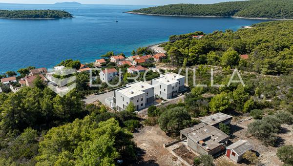 Island of Korčula, Vela Luka, building land near the sea