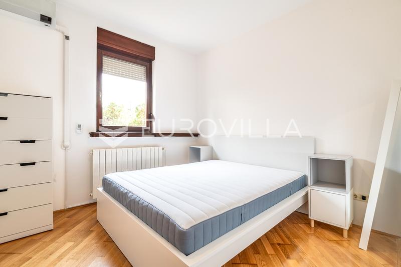 Zagreb, Remete, altı yatak odalı daire - 14