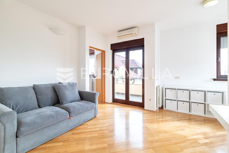 Zagreb, Remete, altı yatak odalı daire - 5