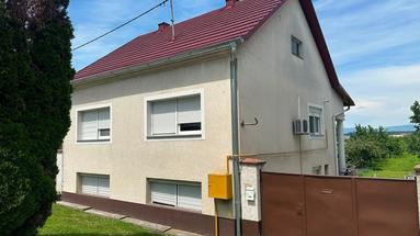 Požega, apartment for renovation 92 m²