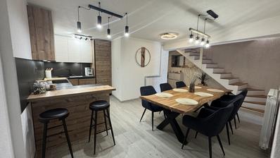 Isztria, Vizinada - Autentikus, felújított sorházi családi ház, 150 m², udvarral