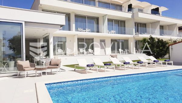 Zadar, Borik - Luksuriøs boligbygning med 2 swimmingpools, der drives som turistfacilitet