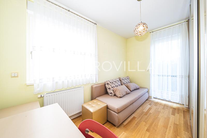 Sveta Nedelja, Hoto Vile - un bel appartement de trois pièces avec une surface utile nette de 95 m² - 11