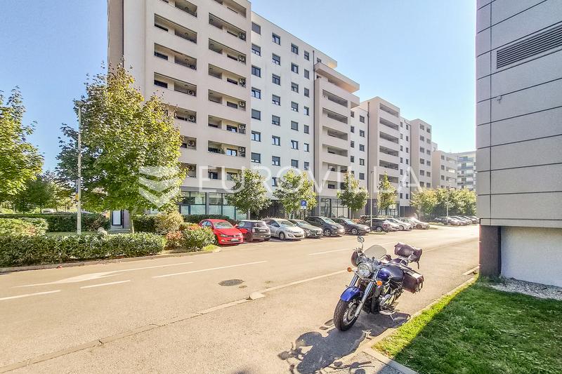 Záhřeb, Tresnjevka, Petraciceva, krásný dvoupokojový byt, 68 m² - 9