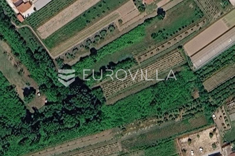 Metkovic, terreno agrícola
