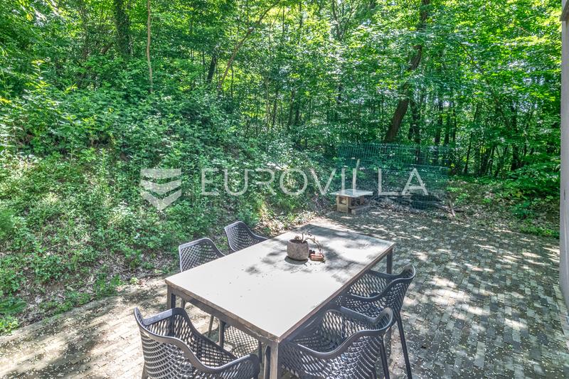 Zagreb, Maksimir, hermosa casa de 120 m² en una parcela de 720 m² - 14