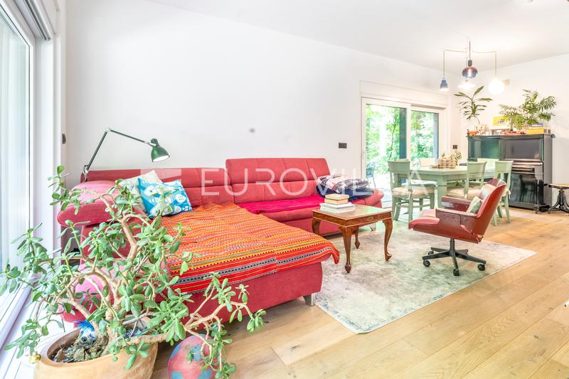 Zagreb, Maksimir, hermosa casa de 120 m² en una parcela de 720 m² - 2