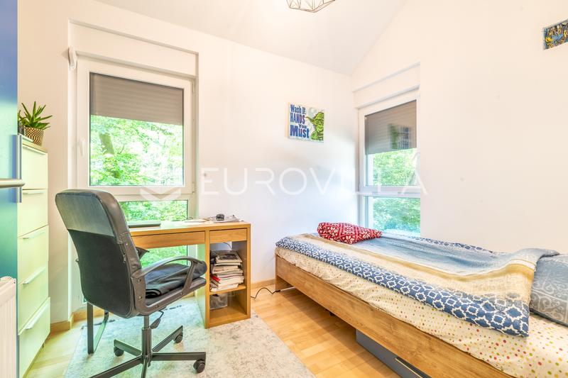 Zagreb, Maksimir, hermosa casa de 120 m² en una parcela de 720 m² - 9