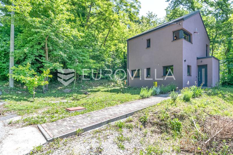 Zagreb, Maksimir, hermosa casa de 120 m² en una parcela de 720 m² - 16