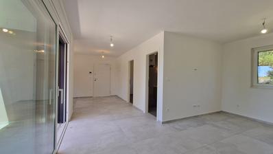 Vir, prostran i svijetao apartman u prizemlju