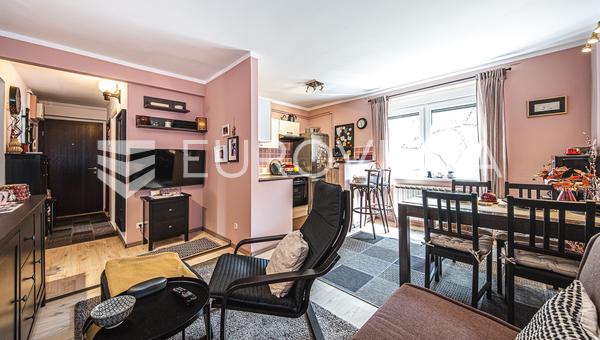 Zagreb, Trnsko, funkcionalan četverosoban stan 64 m²