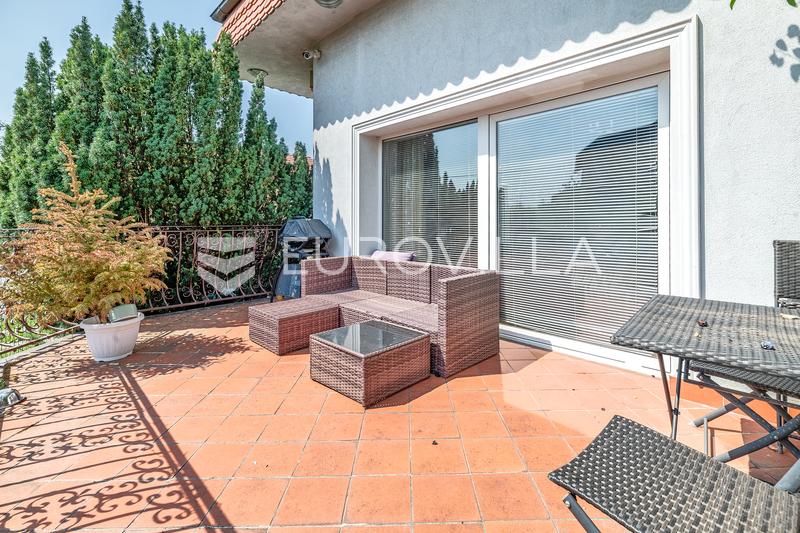 Zagreb, Bukovac, schönes freistehendes Einfamilienhaus 380 m², Garage, Garten - 17