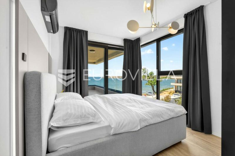 Ostrov Pag, Povljana - Luxusní penthouse, první řada u moře, vířivka a panoramatický výhled na moře - 7