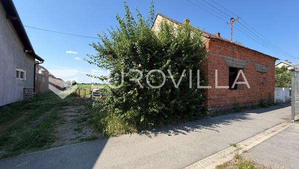 Đakovo, roh, bau prizemnica s oranicom, 5755 m²
